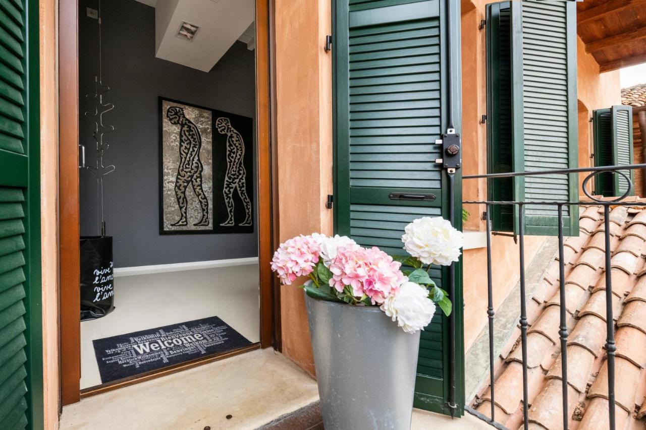 Charming Flat In Centro A Ferrara Con Posto Auto Exterior foto