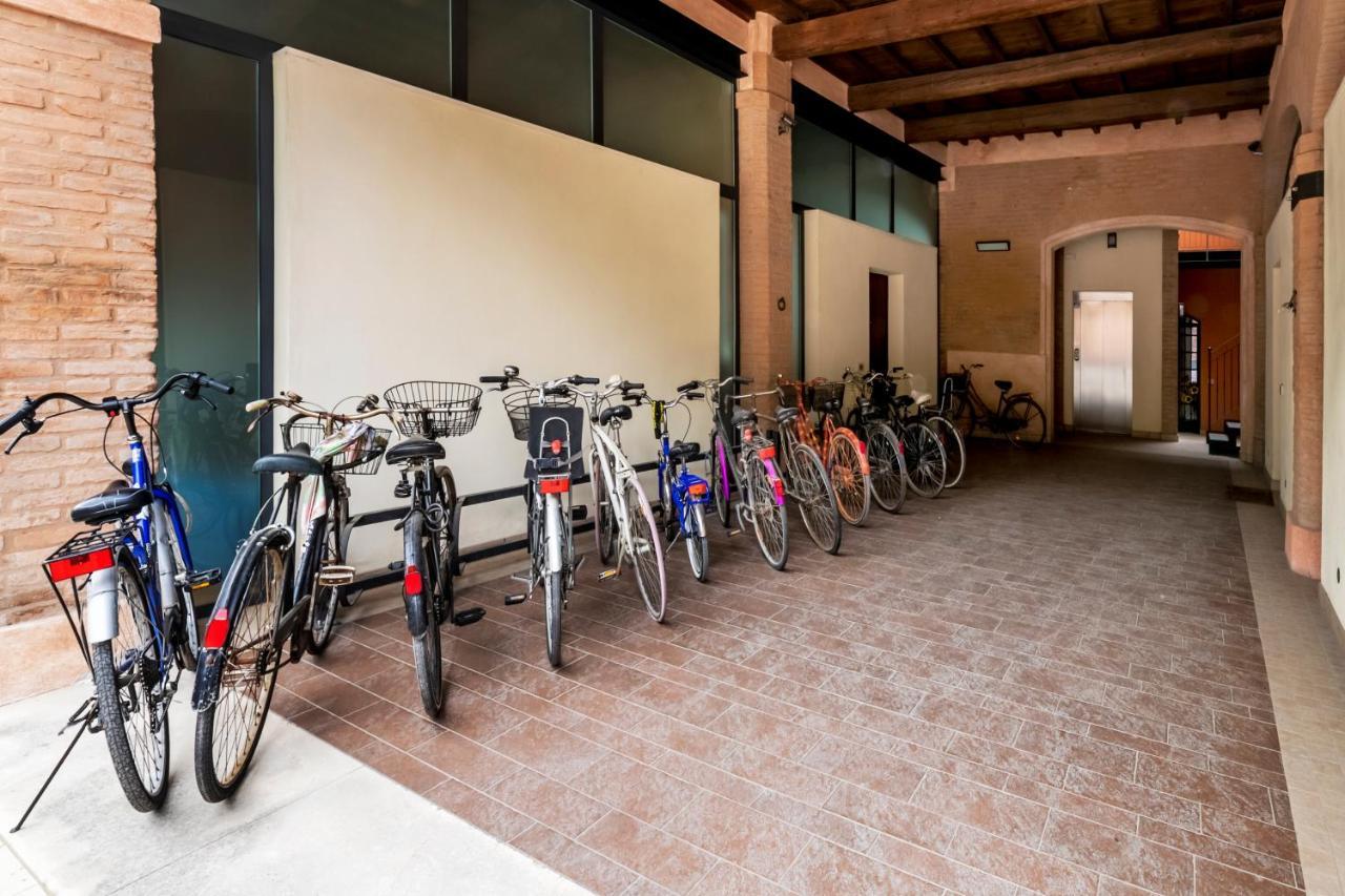 Charming Flat In Centro A Ferrara Con Posto Auto Exterior foto